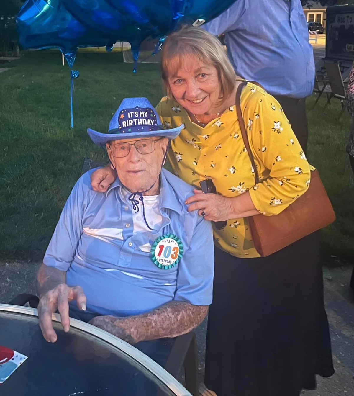 Assisting Hands Home Care of Elgin  Image #4